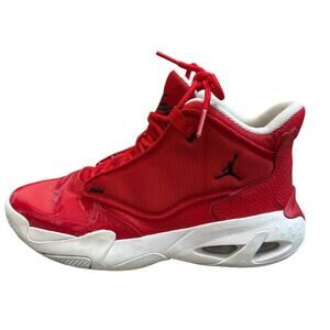 Nike Jordan Max Aura 4 sneakers University Red/white mid top Youth boys SZ 6.5